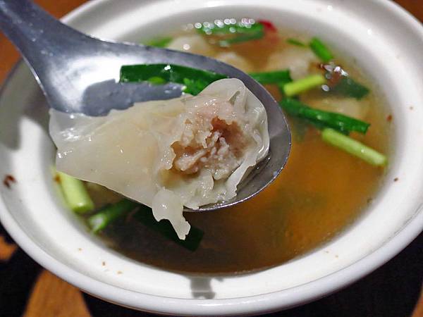 【板橋美食】老曹餛飩-超過55年的超強餛飩老店