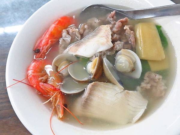 【台北美食】巧雅麵食館-豐富配料的麵食館