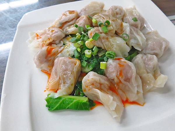 【台北美食】巧雅麵食館-豐富配料的麵食館