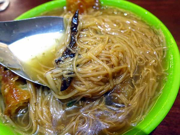 【桃園美食】阿燁紅麵線-獨特的油條配麵線新吃法