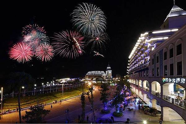 淡水漁人碼頭七夕情人月-愛戀漁人碼頭七夕情人節旅遊首選