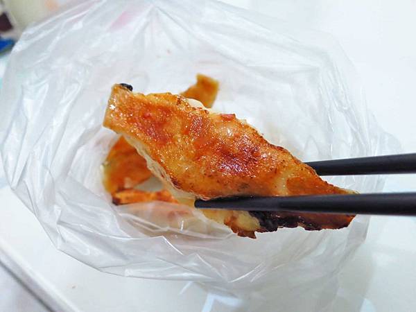 【蘆洲美食】復興路無名鍋貼-便宜又美味的鍋貼