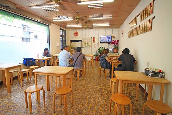 【中壢美食】雙陳魯肉飯-從無到有都是親自製的美味小吃