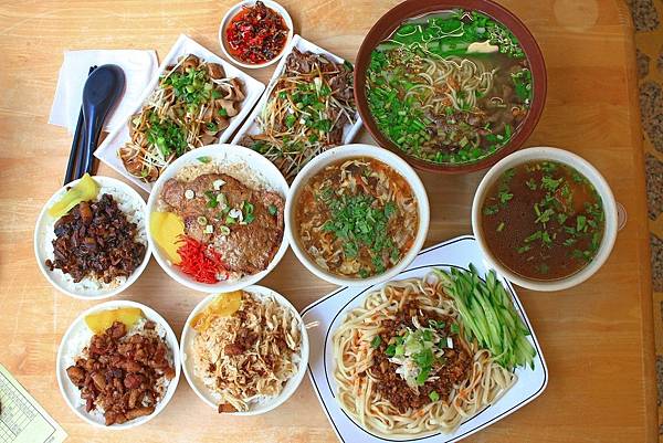 【中壢美食】雙陳魯肉飯-從無到有都是親自製的美味小吃