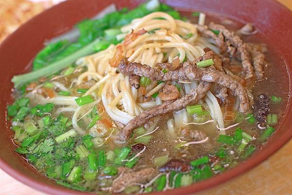 【中壢美食】雙陳魯肉飯-從無到有都是親自製的美味小吃