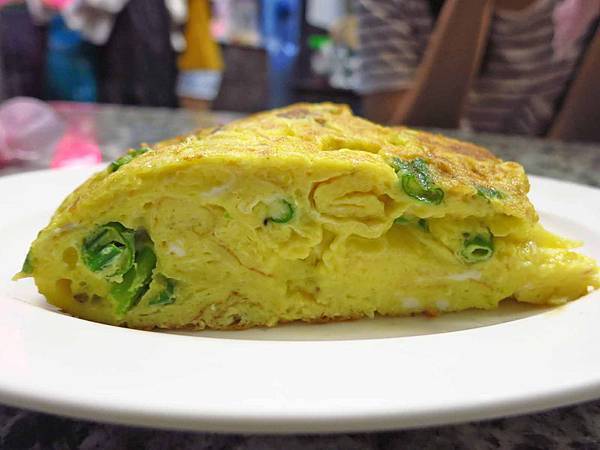 【台北美食】阿財虱目魚-還沒有開店就大排長龍的宵夜美食