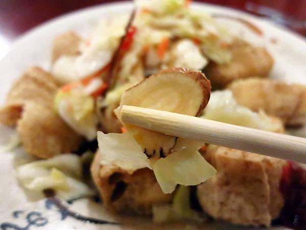 【桃園美食】傳丞美食大腸紅麵線-酥酥脆脆超香的臭豆腐