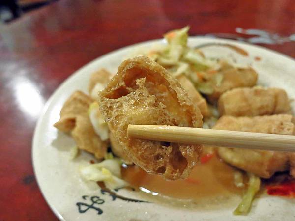 【桃園美食】傳丞美食大腸紅麵線-酥酥脆脆超香的臭豆腐