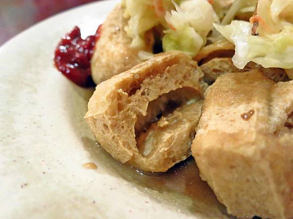 【桃園美食】傳丞美食大腸紅麵線-酥酥脆脆超香的臭豆腐