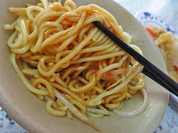 【蘆洲美食】永樂阿賢切仔麵-1碗只要15元的乾麵、魯肉飯