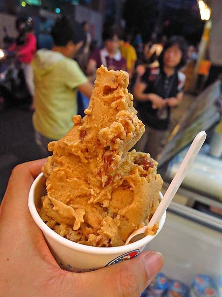 【台北美食】以利泡泡冰-士林夜市裡的60年冰店 【台北美食】以利泡泡冰-士林夜市裡的60年冰店