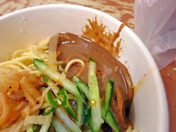 【台北美食】好朋友涼麵-內行人才知道的夜市美食