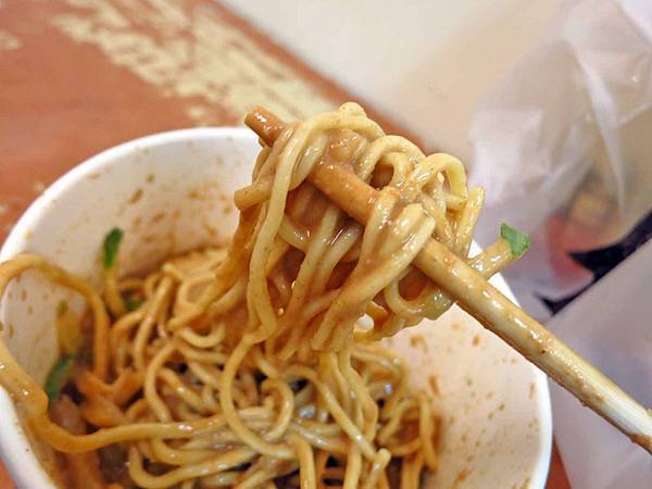 【台北美食】好朋友涼麵-內行人才知道的夜市美食