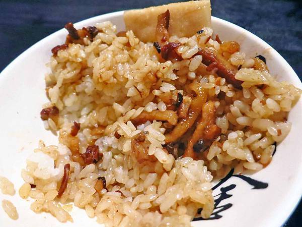 【台北美食】西門金鋒魯肉飯-西門町裡超便宜又美味的魯肉飯 【台北美食】西門金鋒魯肉飯-西門町裡超便宜又美味的魯肉飯