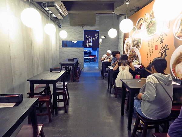 【台北美食】西門金鋒魯肉飯-西門町裡超便宜又美味的魯肉飯 【台北美食】西門金鋒魯肉飯-西門町裡超便宜又美味的魯肉飯