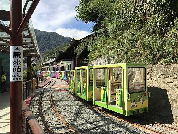 【台北旅遊】烏來老街、新店碧潭台北一日遊