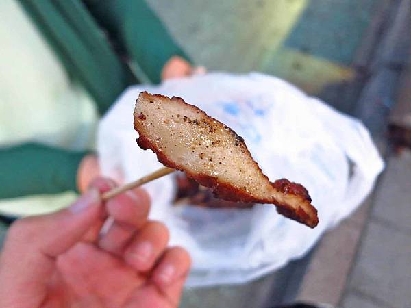 【台北美食】高雄東山鴨頭-士林夜市裡的超人氣東山鴨頭店