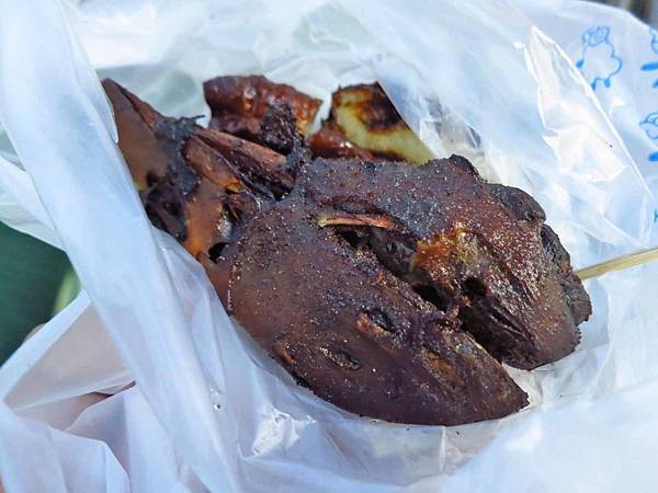 【台北美食】高雄東山鴨頭-士林夜市裡的超人氣東山鴨頭店