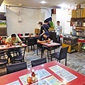 【台北美食】師傅的店-隱身在西門町商圈地下室的平價牛排店