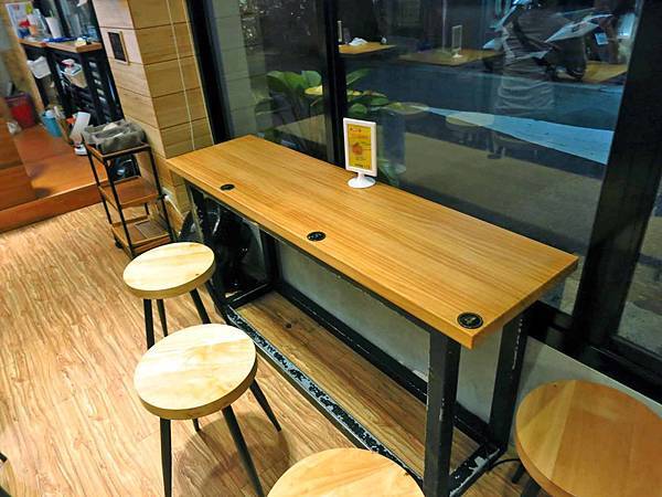 【台北美食】台南東區焦糖煉乳包心粉圓-熱量爆表，令人驚艷的超大焦糖冰