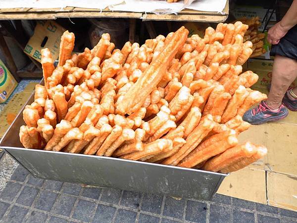 【桃園美食】新珉油條店-酥脆又美味的老油條 【桃園美食】新珉油條店-酥脆又美味的老油條