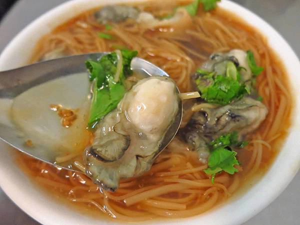 【三重美食】三重橋頭麵線-內行人才知道的麵線店