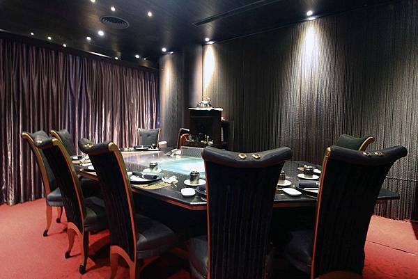 【台中美食】凱焱鐵板燒-貴族般的高級鐵板燒料理店