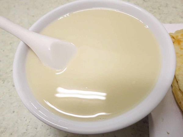 【台中美食】燒餅油條豆漿-沒有店名的隱藏版燒餅店