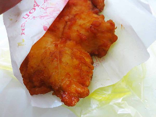 【蘆洲美食】卡滋卡滋香雞排-皮薄肉多汁的雞排