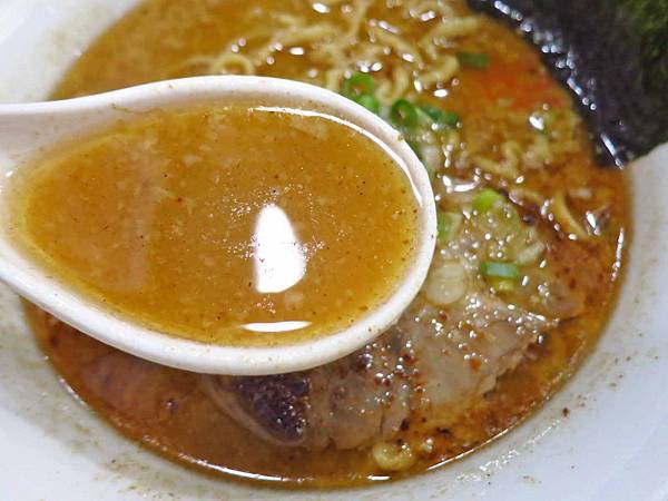 【台北美食】山形心心拉麵-只要100元就能吃到日本正統拉麵