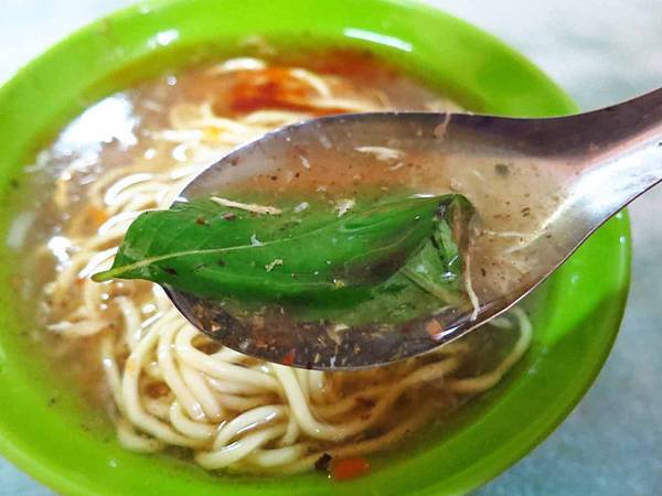 【蘆洲美食】中正路無名麵店-超級無敵便宜的35元肉羹麵