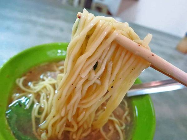 【蘆洲美食】中正路無名麵店-超級無敵便宜的35元肉羹麵