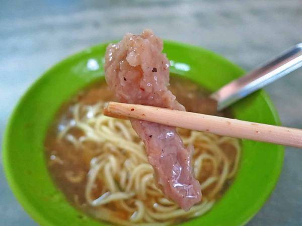 【蘆洲美食】中正路無名麵店-超級無敵便宜的35元肉羹麵