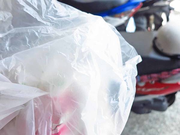 【台北美食】阿源煎餅-超大巨無霸蔥肉煎餅