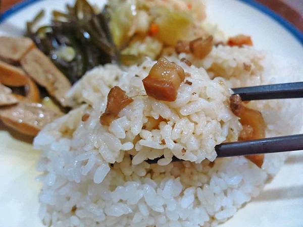 【台北美食】玉林雞腿大王-隱身在西門町的70年老店