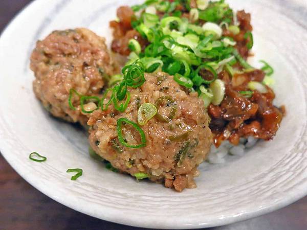 【台中美食】嵐肉燥專賣店-台中第二市場最好的肉燥飯