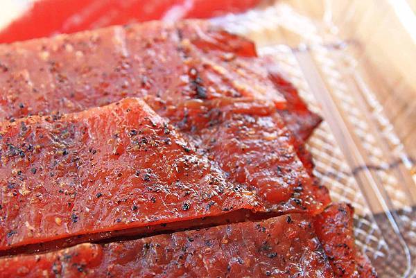 【中秋節最佳伴手禮】唯豐肉乾-肉乾結合中秋烤肉創意新吃法