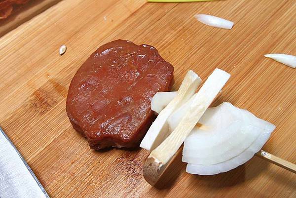 【中秋節最佳伴手禮】唯豐肉乾-肉乾結合中秋烤肉創意新吃法