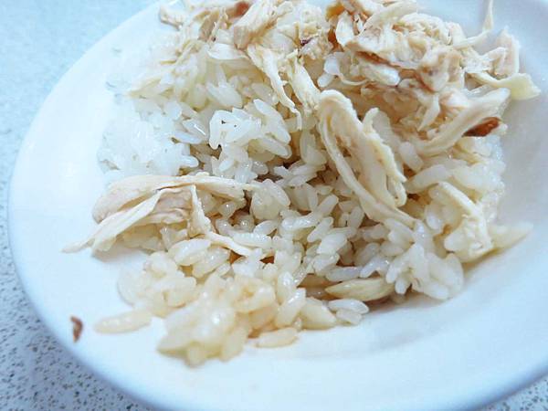 【新莊美食】嘉義雞肉飯-不少在地人推薦的雞肉飯
