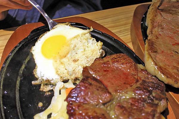 【台北美食】孫東寶牛排-傳承超過40年的台式牛排館創始店