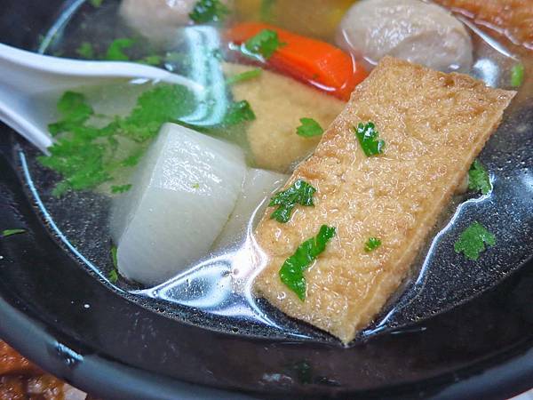 【台北美食】柯媽媽台南小吃-士林夜市裡CP值最高的小吃店