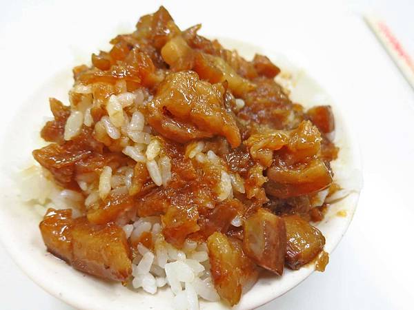 【台北美食】柯媽媽台南小吃-士林夜市裡CP值最高的小吃店