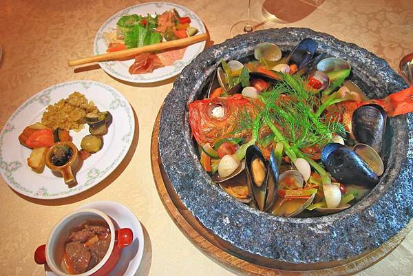 【仙台、山形縣五天四夜自由行程】美食餐廳、在地人文旅遊景點、庭園式景點、河上芭蕉船、輕遊腳踏車、必玩水族館、住宿飯店完整行程規劃懶人包