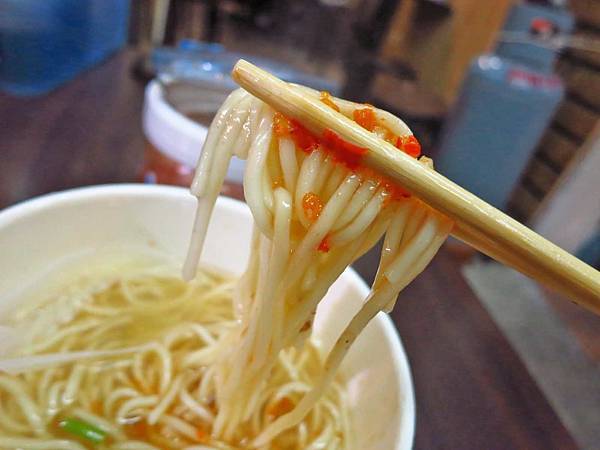 【台北美食】無店名魷魚焿-士林夜市裡的不起眼小吃店