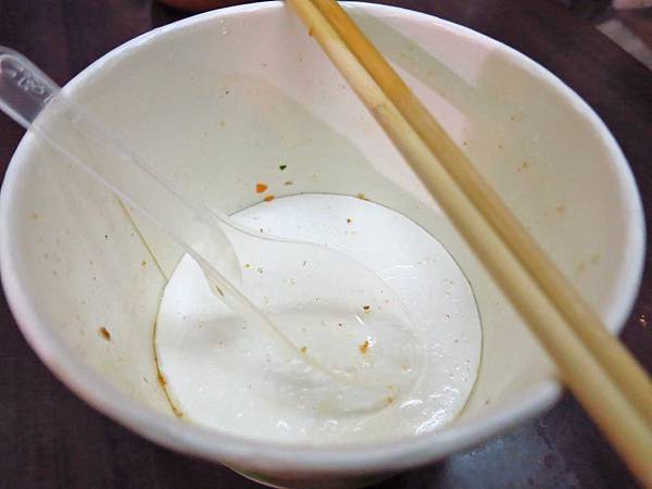 【台北美食】無店名魷魚焿-士林夜市裡的不起眼小吃店