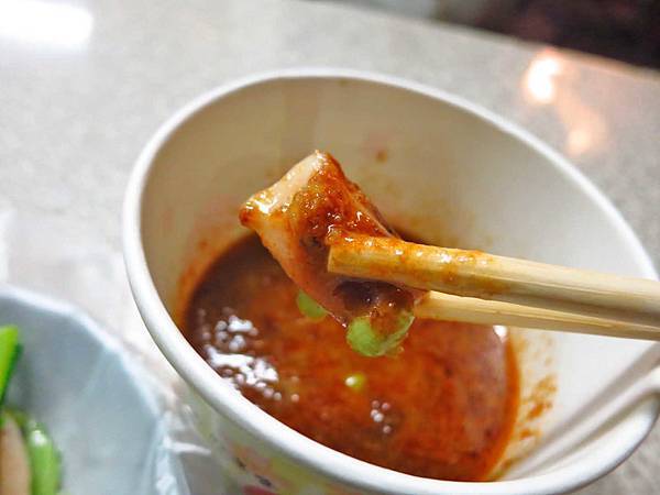 【台北美食】沙茶魷魚蒜-夜市裡清爽又美味的特色美食 【台北美食】沙茶魷魚蒜-夜市裡清爽又美味的特色美食