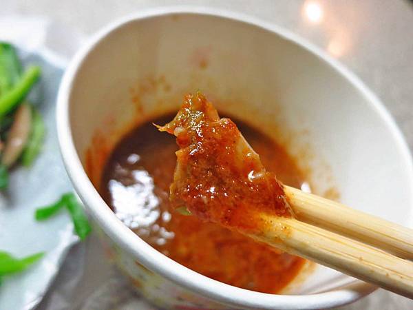 【台北美食】沙茶魷魚蒜-夜市裡清爽又美味的特色美食 【台北美食】沙茶魷魚蒜-夜市裡清爽又美味的特色美食