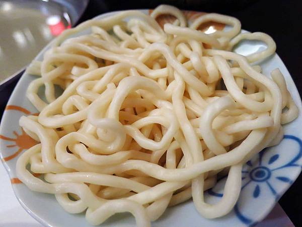 【台北美食】晨櫻廚房小火鍋-吃了還會想再訪的美味火鍋店