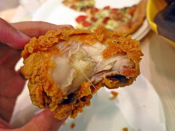 【蘆洲美食】林太太手工石烤披薩炸雞-比知名連鎖炸雞店還要好吃的炸雞