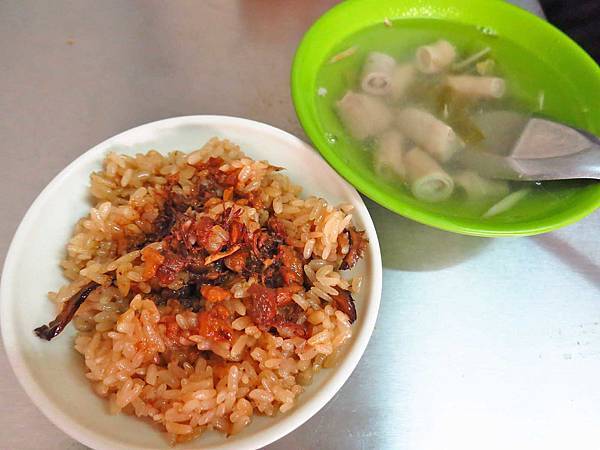 【台北美食】和豐街油飯-食尚玩家也推薦的油飯店 【台北美食】和豐街油飯-食尚玩家也推薦的油飯店